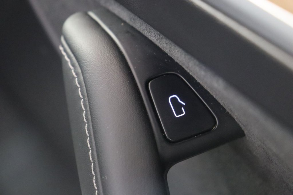 Used Tesla Model 3 2022 for sale - 76098179: Photo 18