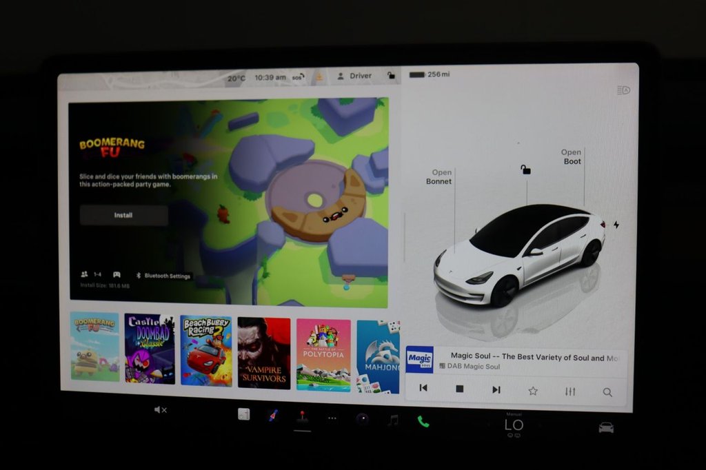 Used Tesla Model 3 2022 for sale - 76098179: Photo 2