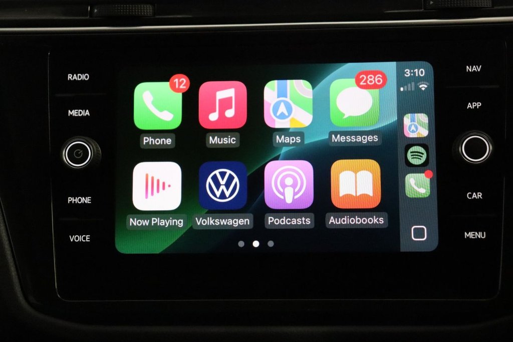 Used Volkswagen Tiguan 2023 for sale - 76751191: Photo 2