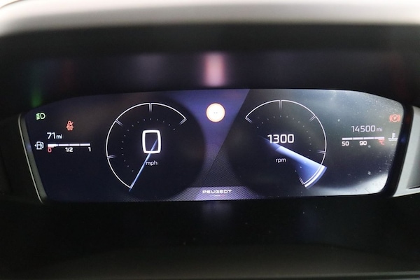 Used Peugeot 2008 2024 for sale - 74460479: Photo 24