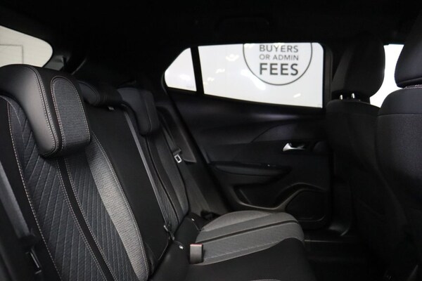 Used Peugeot 2008 2024 for sale - 74460479: Photo 30