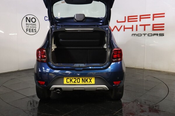 Used Dacia Sandero Stepway 2020 for sale - 76147679: Photo 16