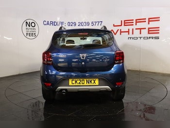 Used Dacia Sandero Stepway 2020 for sale - 76147679: Photo 4