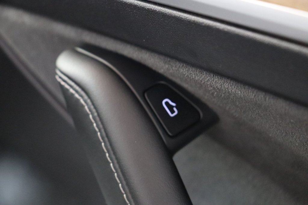 Used Tesla Model 3 2022 for sale - 76245164: Photo 19