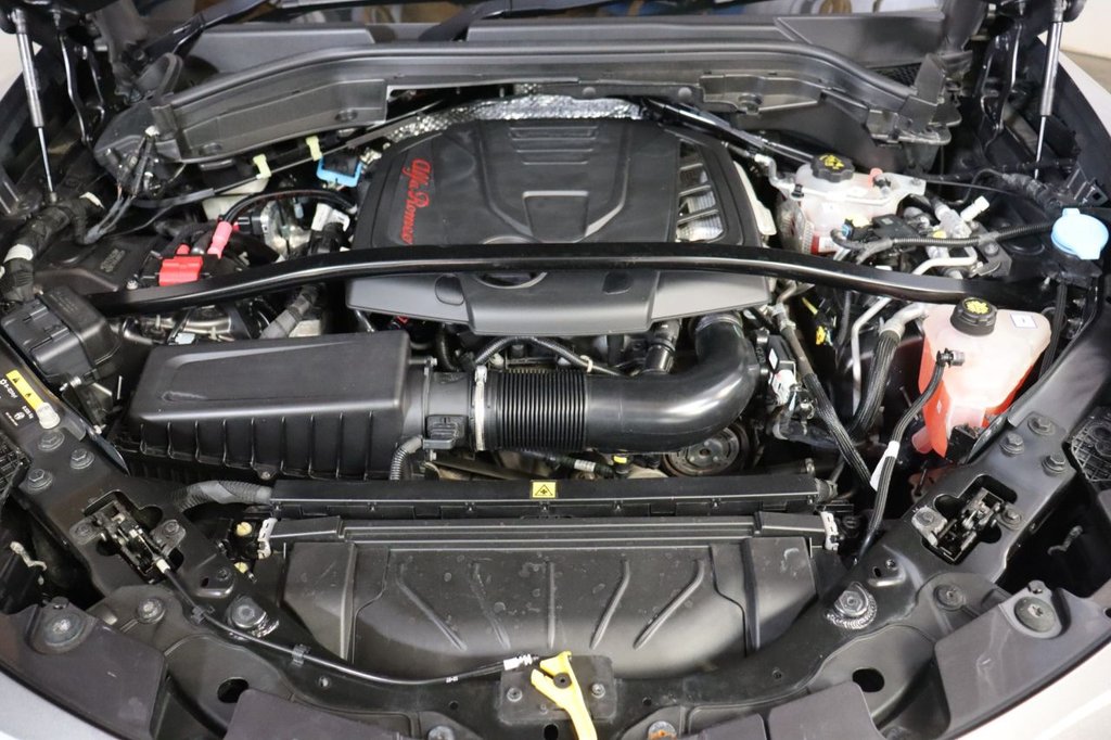 Used Alfa Romeo Stelvio 2022 for sale - 77765327: Photo 15