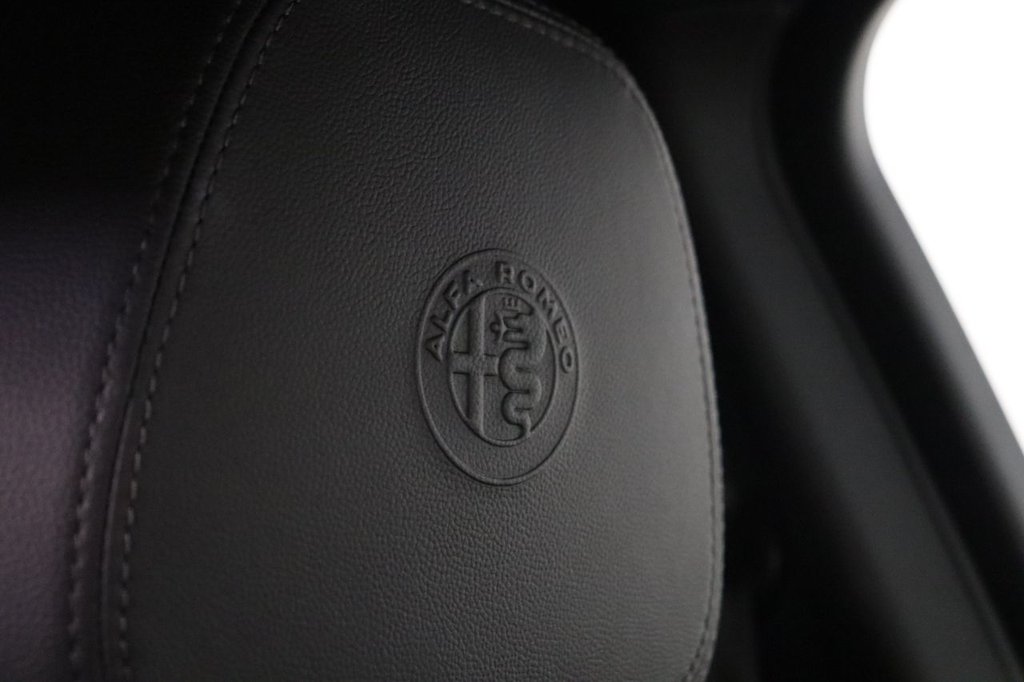 Used Alfa Romeo Stelvio 2022 for sale - 77765327: Photo 32