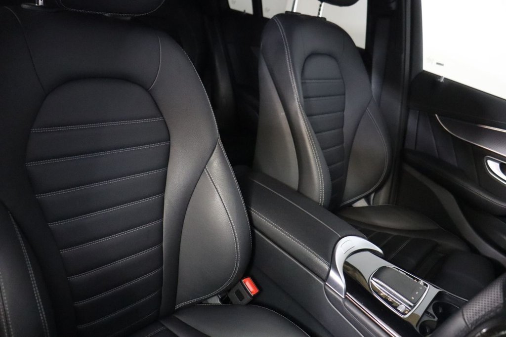 Used Mercedes-Benz EQC 2022 for sale - 76797619: Photo 8