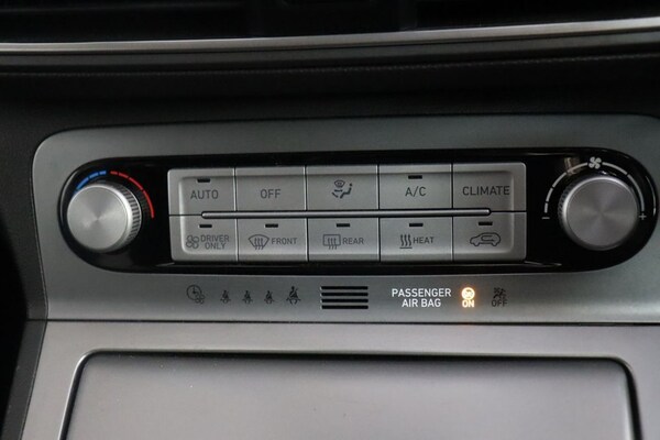Used Hyundai KONA 2020 for sale - 70365281: Photo 30