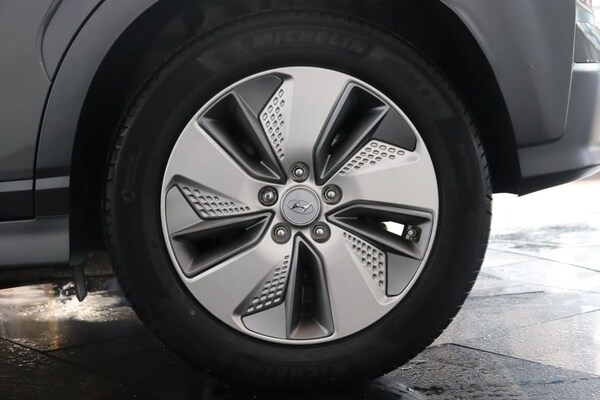 Used Hyundai KONA 2020 for sale - 70365281: Photo 46