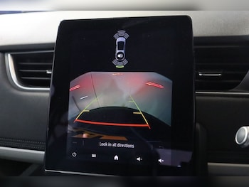 Used Renault Zoe 2022 for sale - 76605127: Photo