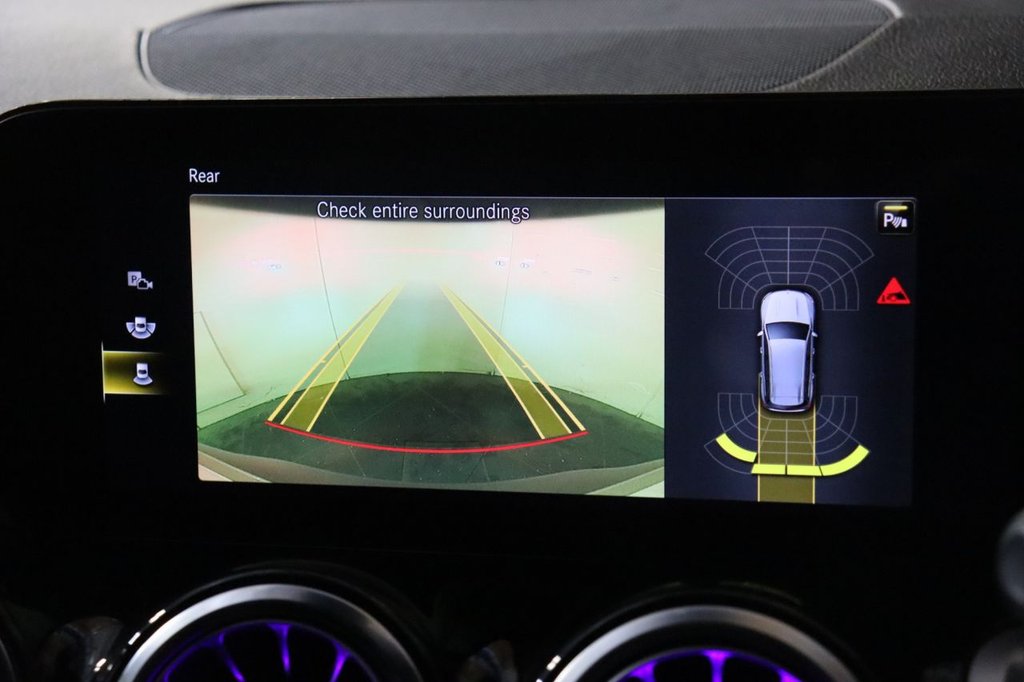 Used Mercedes-Benz EQB 2022 for sale - 76429887: Photo 3