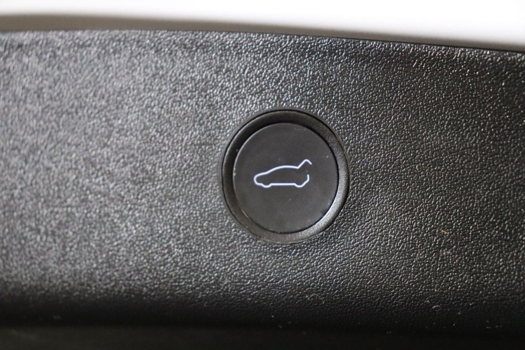 Used Tesla Model 3 2021 for sale - 76724755: Photo 26