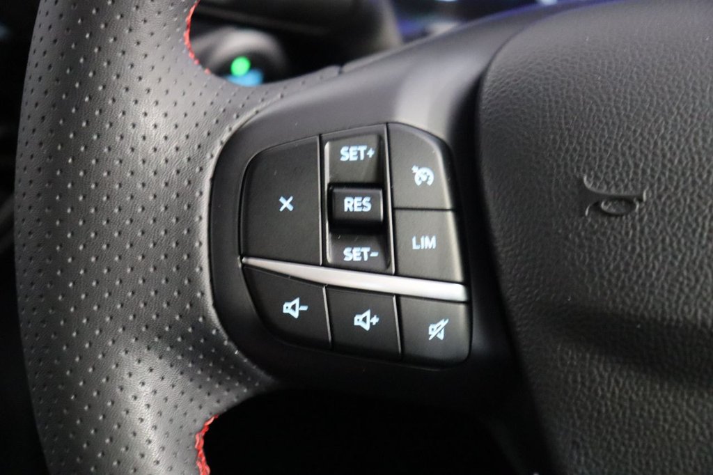 Used Ford Kuga 2022 for sale - 76632490: Photo 31