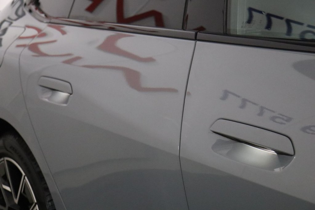 Used BMW i4 2022 for sale - 77693383: Photo 18