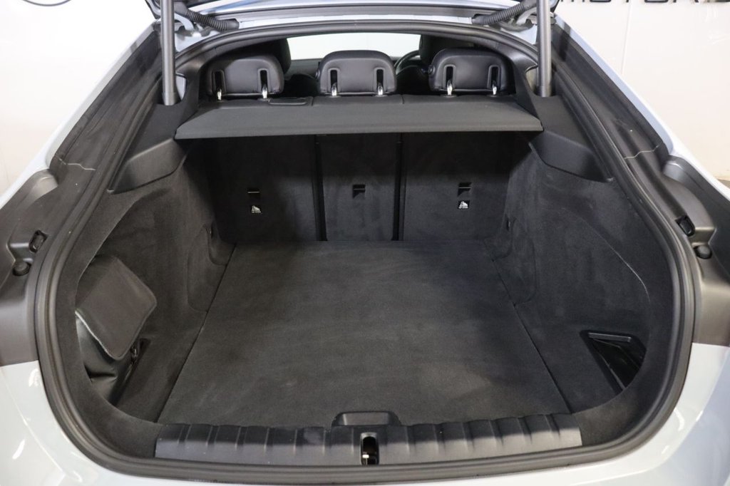 Used BMW i4 2022 for sale - 77693383: Photo 19