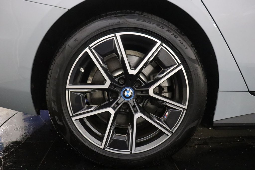 Used BMW i4 2022 for sale - 77693383: Photo 34