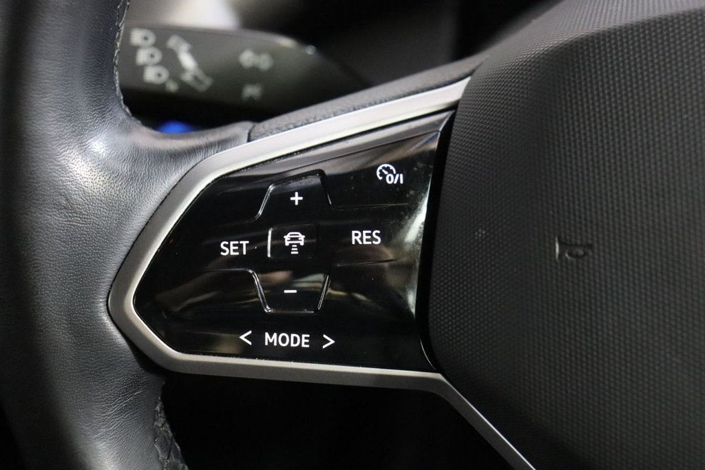 Used Volkswagen ID.4 2021 for sale - 76558630: Photo 31