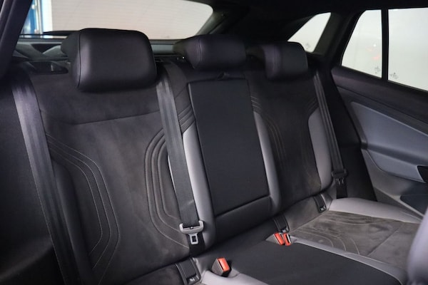 Used Volkswagen ID.4 2023 for sale - 76279562: Photo 31
