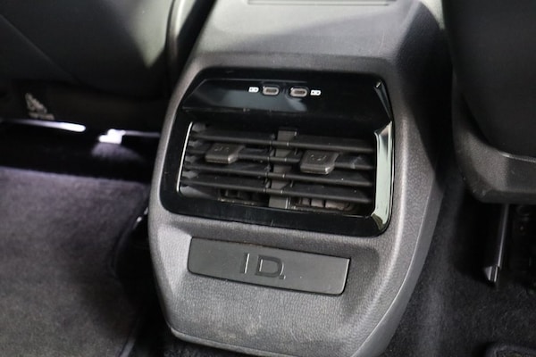 Used Volkswagen ID.4 2023 for sale - 76279562: Photo 33