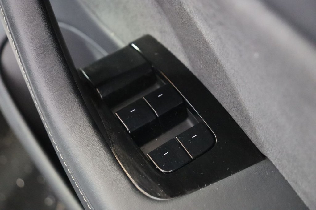 Used Tesla Model 3 2019 for sale - 77879987: Photo 31