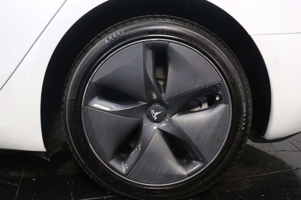 Used Tesla Model 3 2019 for sale - 77879987: Photo 34