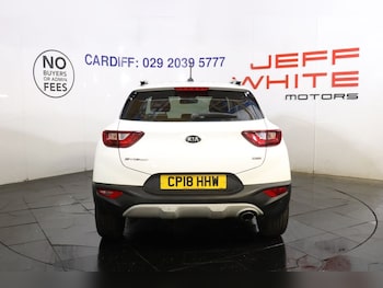 Used Kia Stonic 2018 for sale - 77080474: Photo