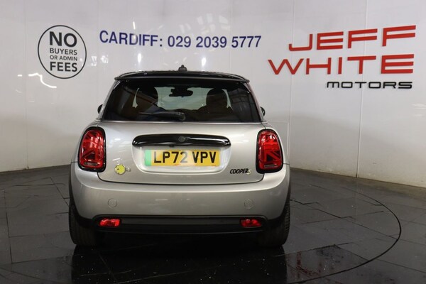 Used MINI Electric Hatch 2023 for sale - 76178424: Photo 11