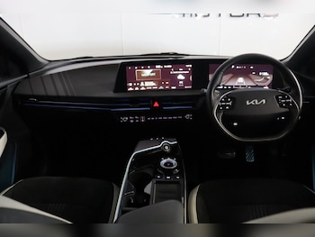 Used Kia EV6 2022 for sale - 77153524: Photo