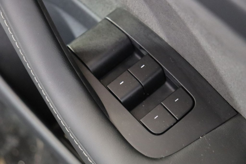 Used Tesla Model 3 2021 for sale - 76724771: Photo 18