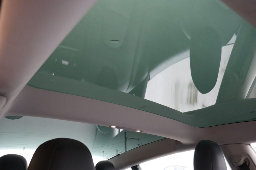 Used Tesla Model 3 2021 for sale - 76724771: Photo 3