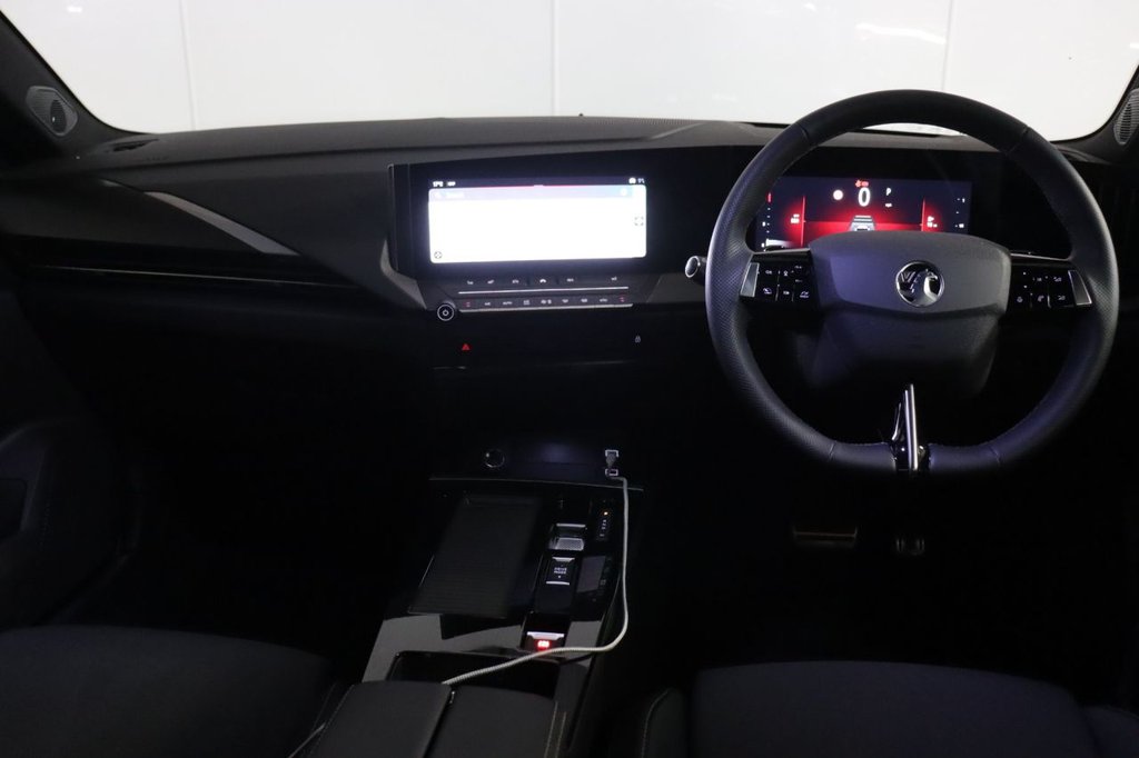 Used Vauxhall Astra 2024 for sale - 76430372: Photo 3