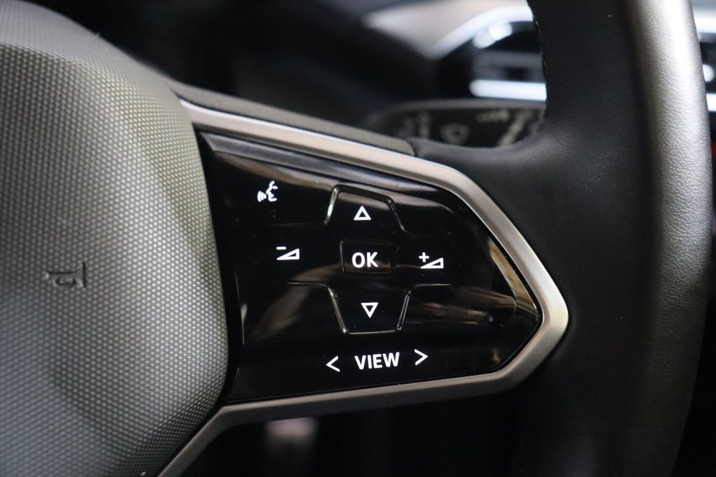 Used Volkswagen ID.4 2023 for sale - 76582421: Photo 15