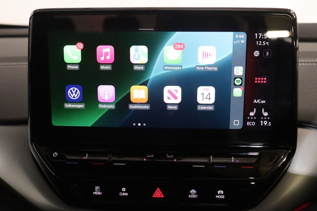 Used Volkswagen ID.4 2023 for sale - 76582421: Photo 2