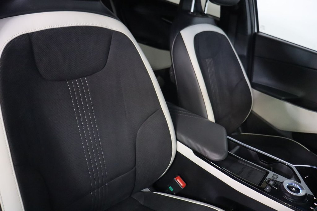 Used Kia EV6 2023 for sale - 77236619: Photo 17