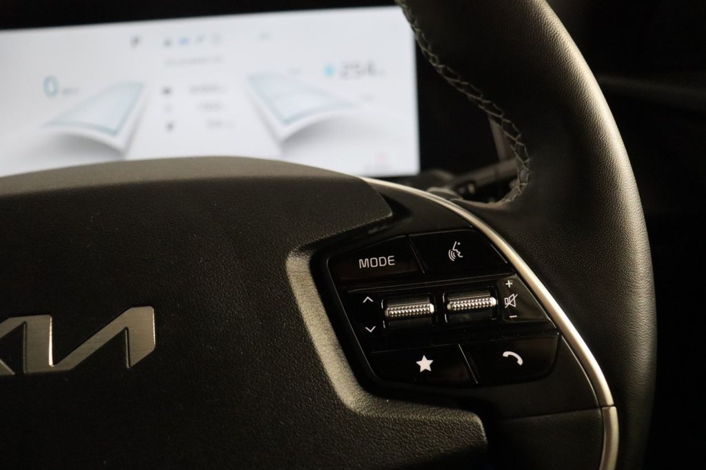 Used Kia EV6 2023 for sale - 77236619: Photo 31