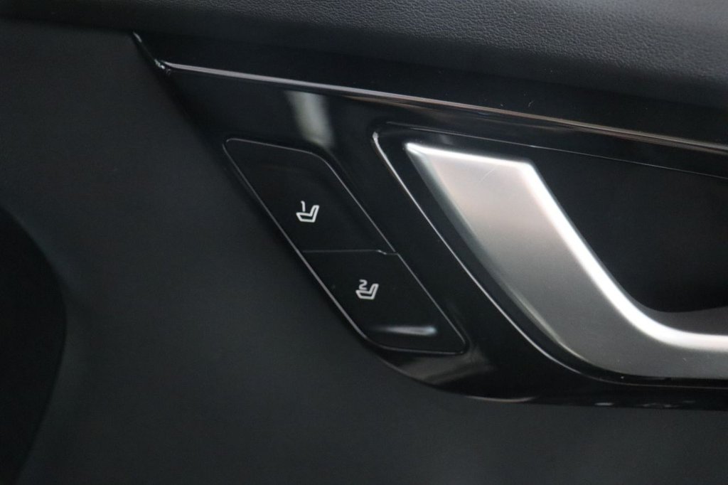 Used Kia EV6 2023 for sale - 77236619: Photo 6