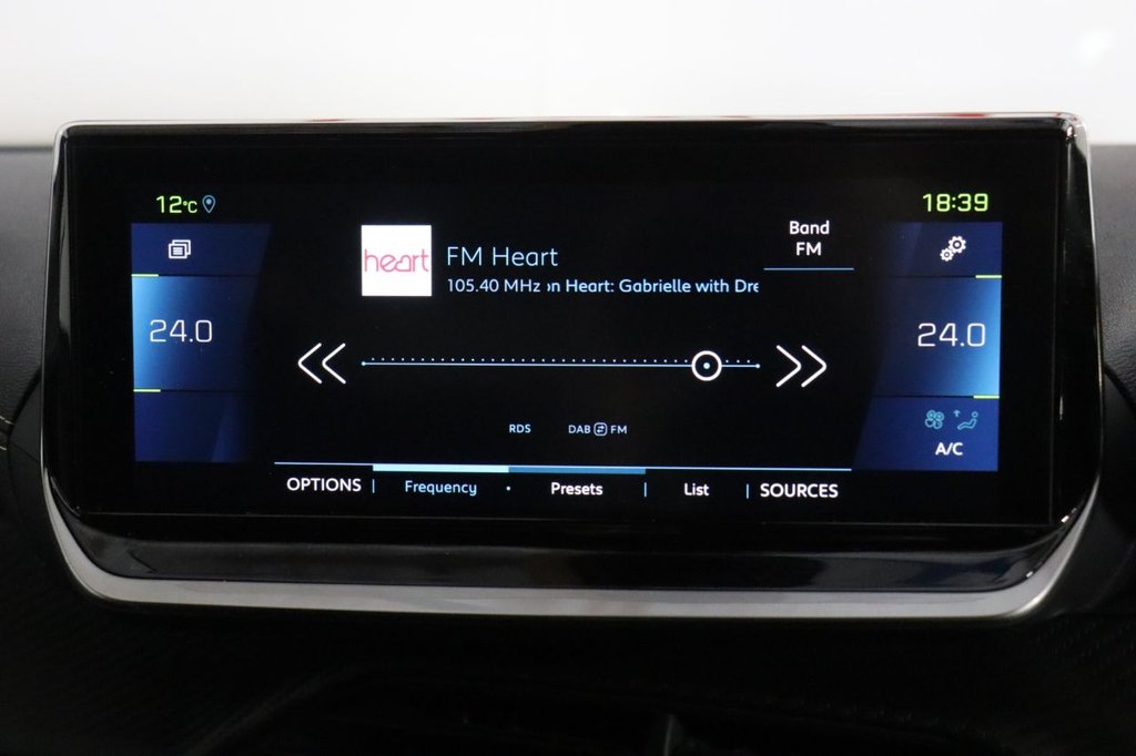 Used Peugeot E-2008 2022 for sale - 77547225: Photo 15