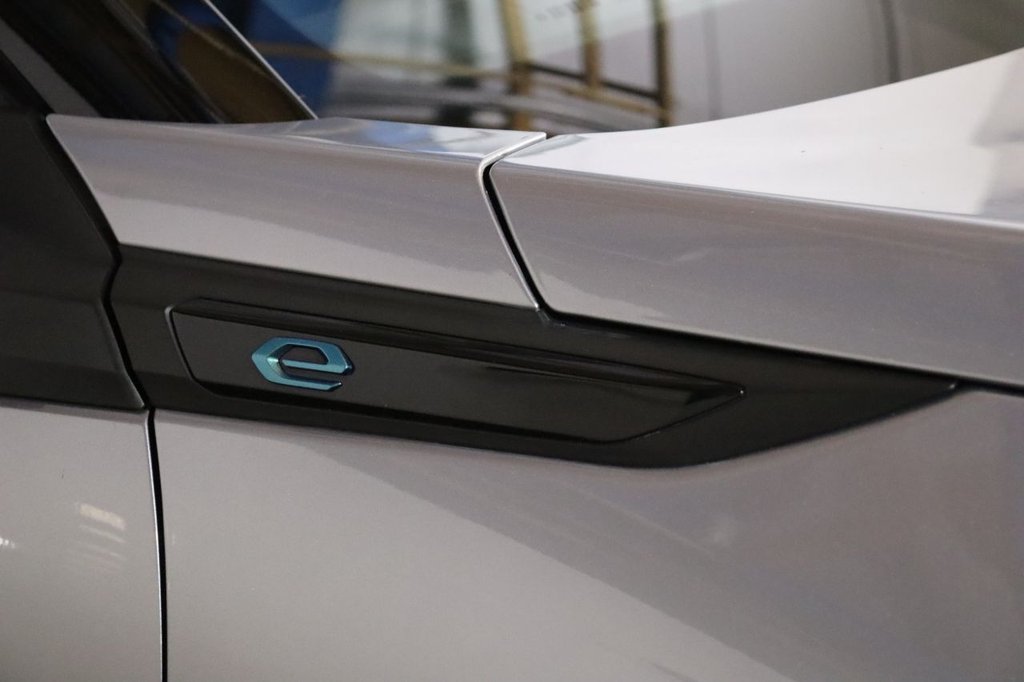 Used Peugeot E-2008 2022 for sale - 77547225: Photo 16