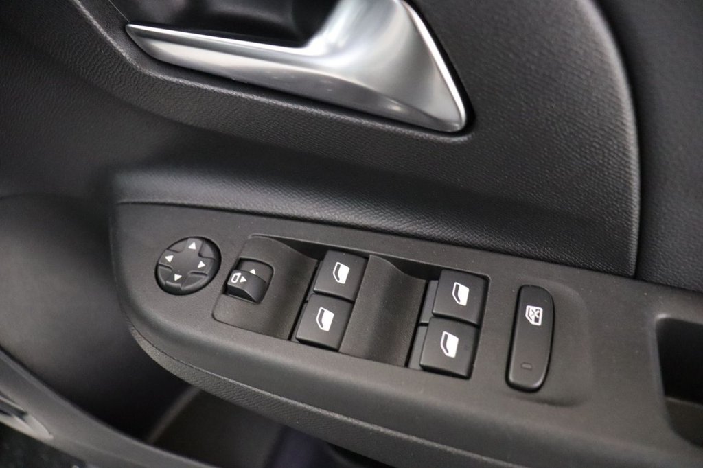 Used Vauxhall Corsa 2022 for sale - 76841120: Photo 22