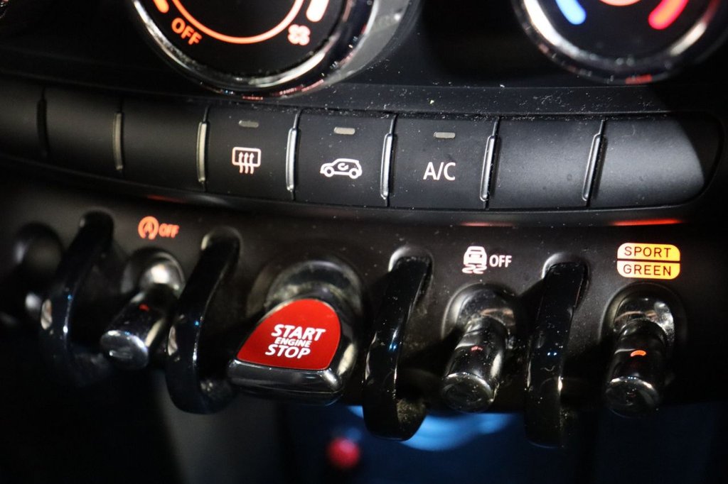 Used MINI Hatch 2021 for sale - 76558628: Photo 21