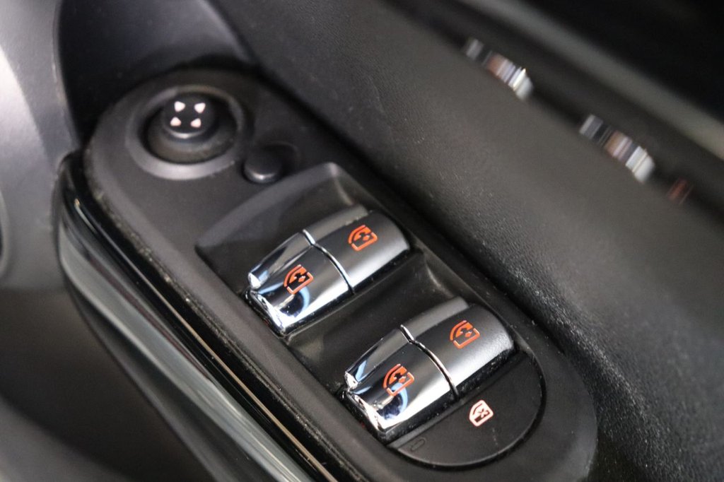 Used MINI Hatch 2021 for sale - 76558628: Photo 23