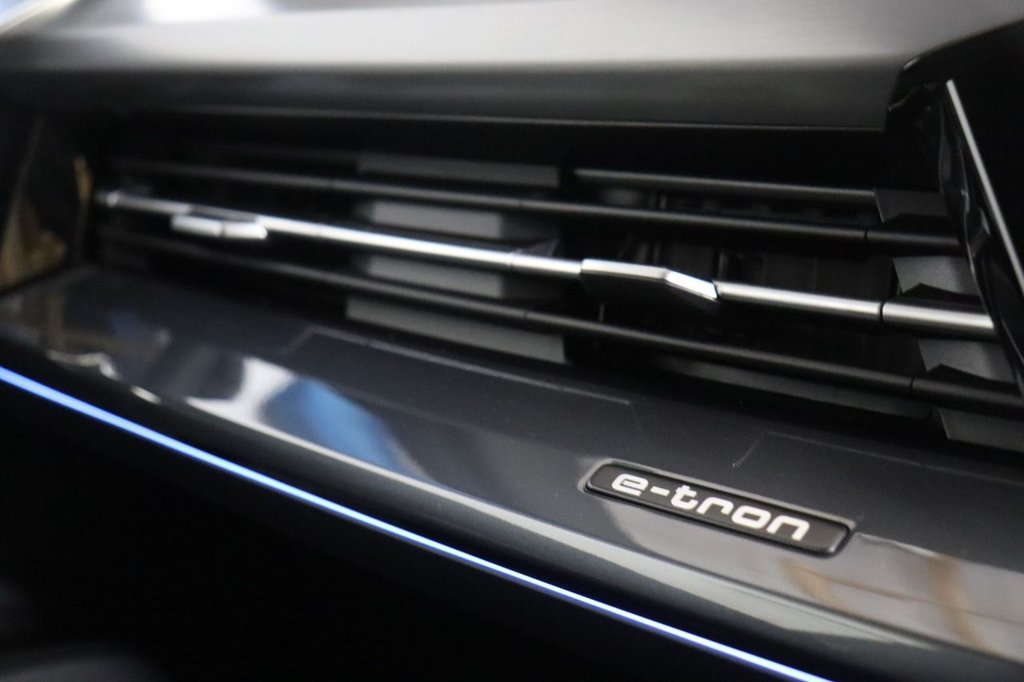 Used Audi Q4 e-tron 2025 for sale - 77609302: Photo 39