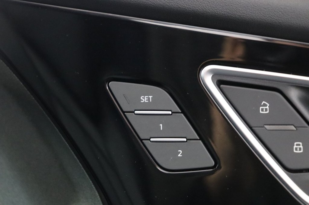 Used Audi Q4 e-tron 2025 for sale - 77609302: Photo 45