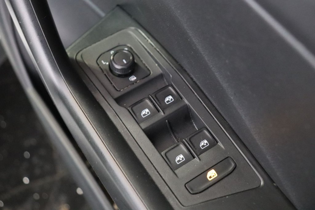 Used Volkswagen T-Roc 2019 for sale - 76751195: Photo 18