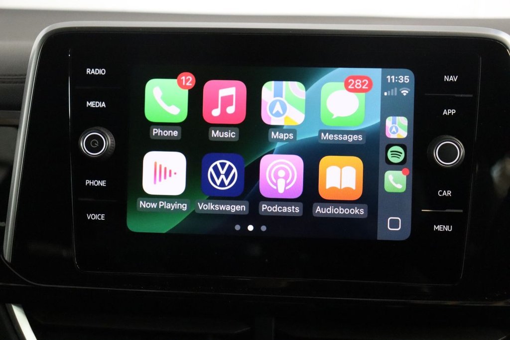 Used Volkswagen T-Roc 2022 for sale - 76751083: Photo 2