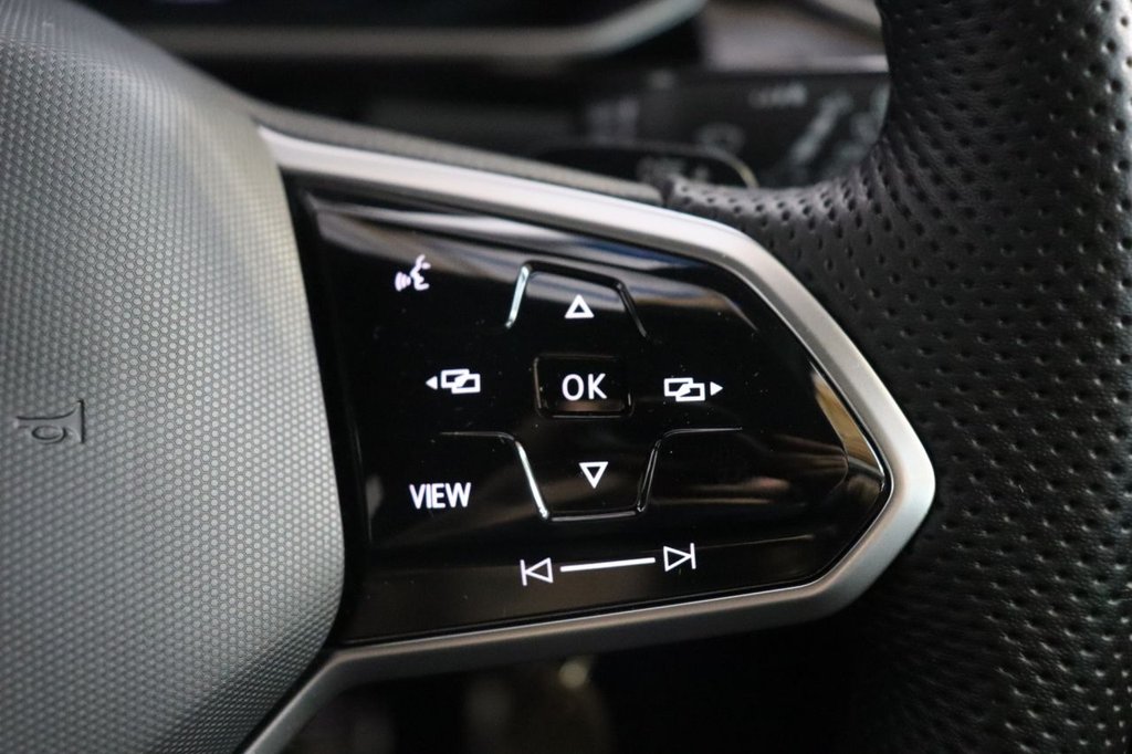 Used Volkswagen T-Roc 2022 for sale - 76751083: Photo 27