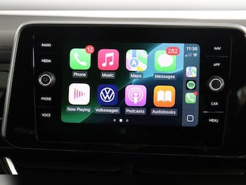 Used Volkswagen T-Roc 2022 for sale - 76751083: Photo