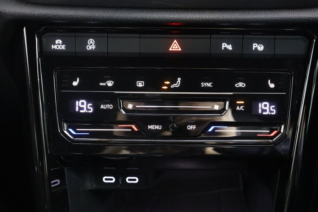 Used Volkswagen T-Roc 2022 for sale - 76751083: Photo 30