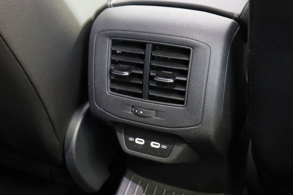 Used Volkswagen T-Roc 2022 for sale - 76751083: Photo 33