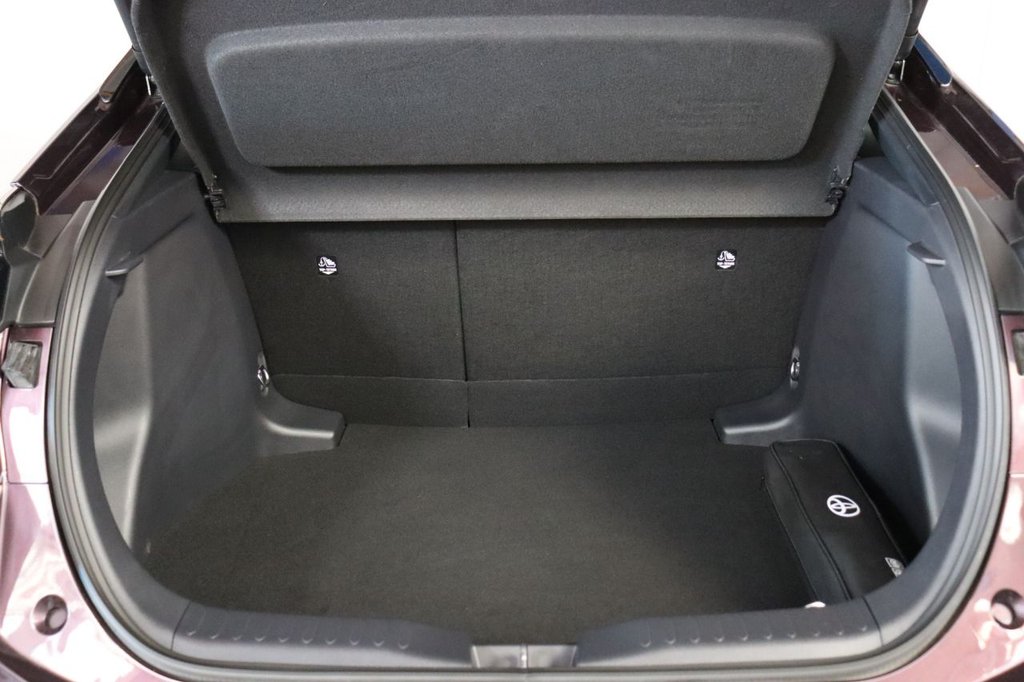 Used Toyota C-HR 2025 for sale - 76291947: Photo 16